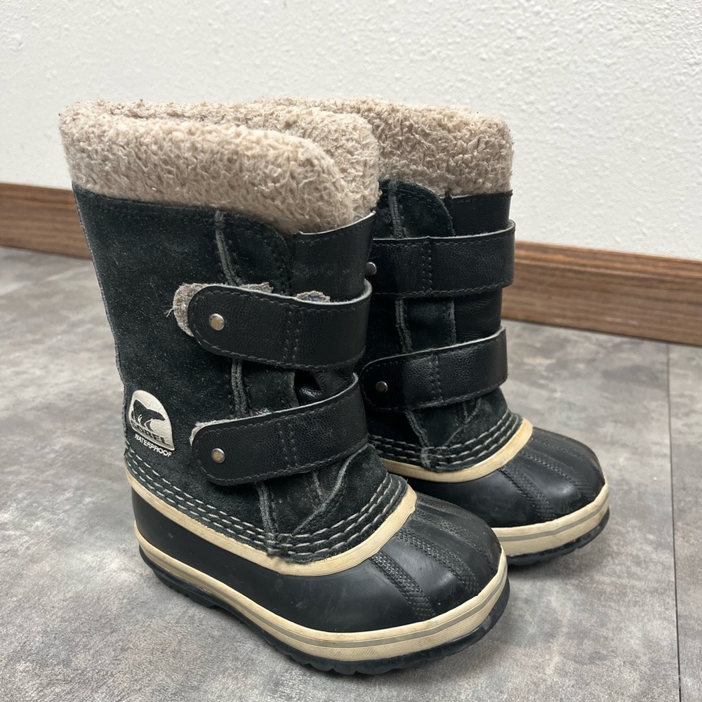 Sorel toddler boots